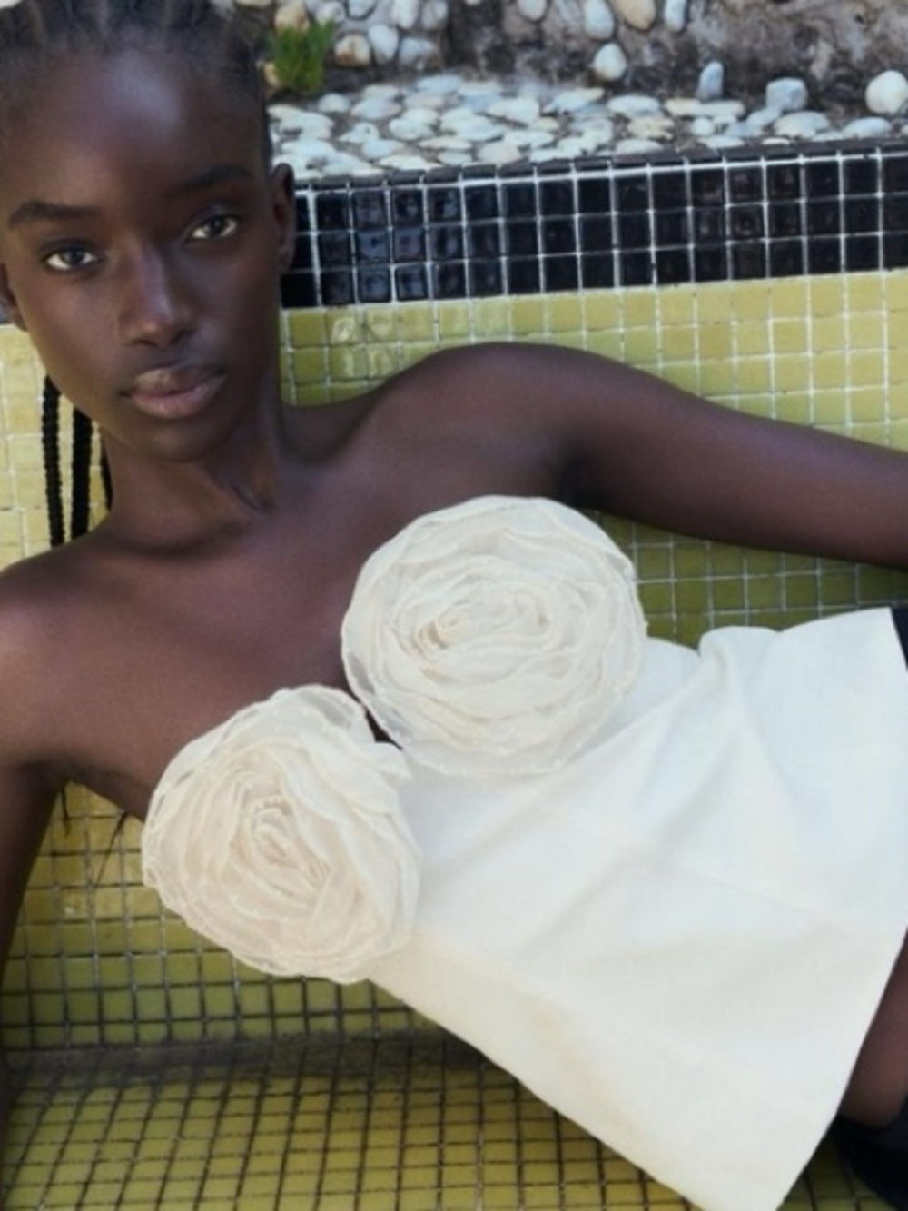 Zara White Linen Woven Strapless Corset Top Embroidered Floral Zip Size XL
